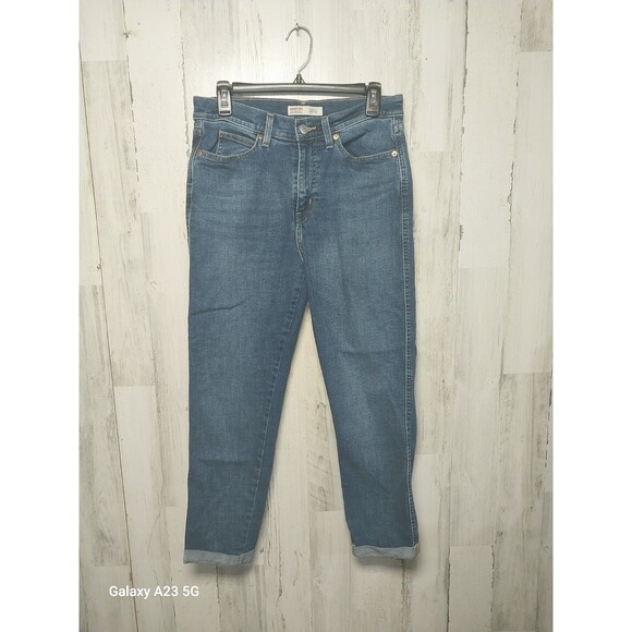 Levi's Denim - Levi's Signature Heritage Boyfriend Size 4 W27